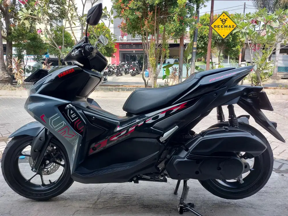 (DP 300)‼️ Plat B TangSel Aerox 155 Connected Abu-Abu Hitam 2024