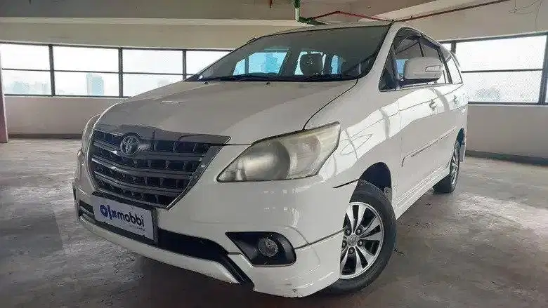 DP RENDAH - Toyota Kijang Innova 2.0 G Captain Seat Bensin-AT 2015