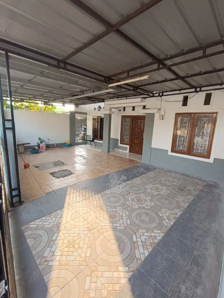 RUMAH BESAR, LEGA DAN NYAMAN