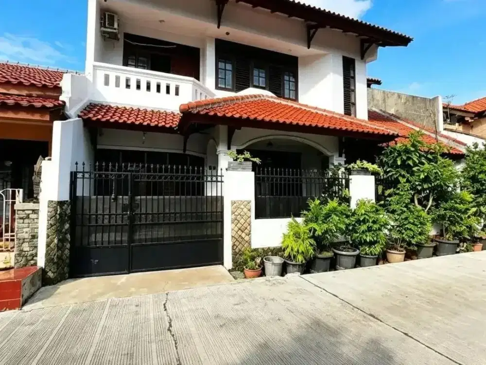 Rumah Strategis Jatiwaringin – Bangunan 225 M² | 5 Kamar Tidur | SHM & IMB