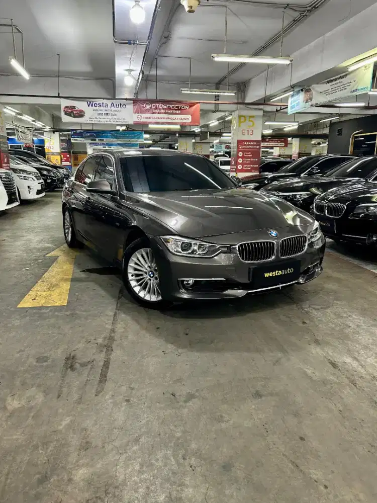 BMW 320i Luxury F30 2015 nik 2014 Terawat