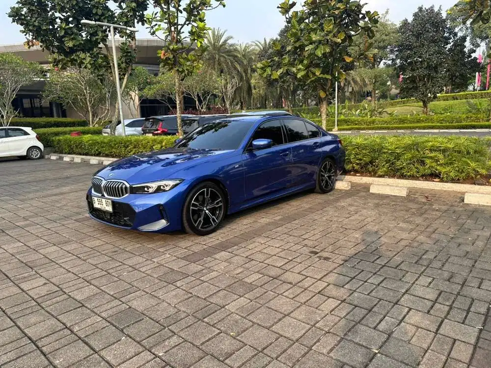 BMW 320i 2023 LCI Harga Cash Pemakai STNK Panjang
