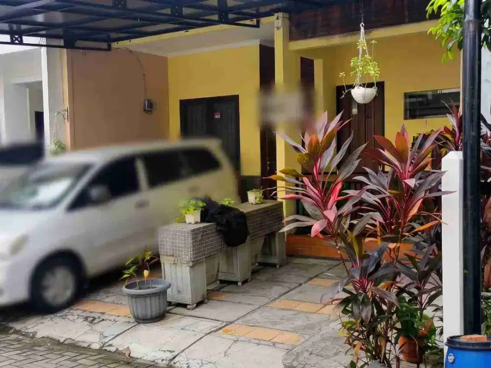 Rumah Nyaman dan siap Huni di cirendeu