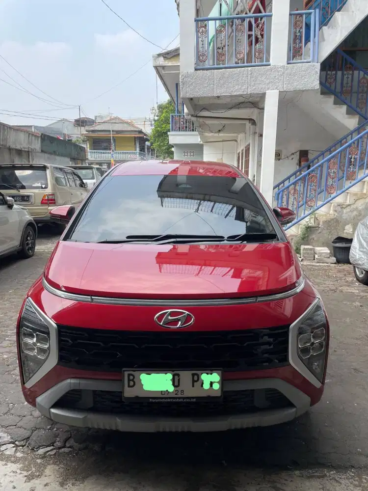 Hyundai Stargazer (2023) 1.5 Prime Bensin-AT ( Captain Seat )