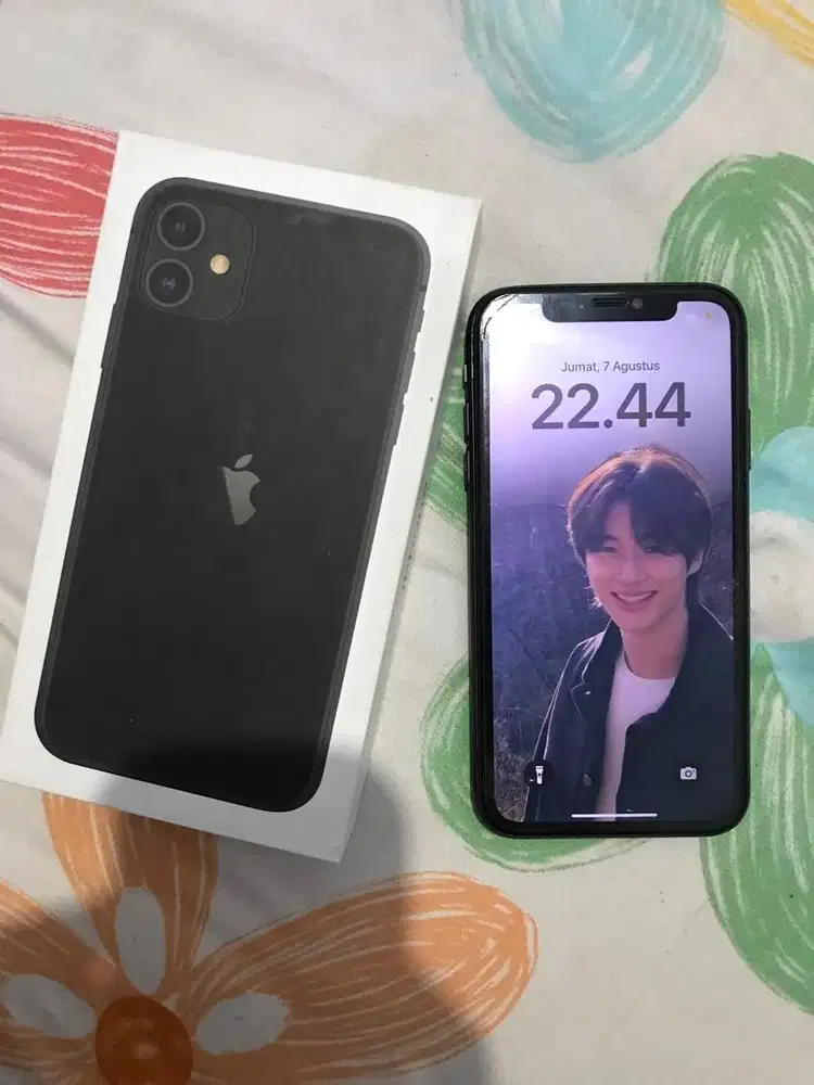 FOR SALE IPHONE 11 64GB