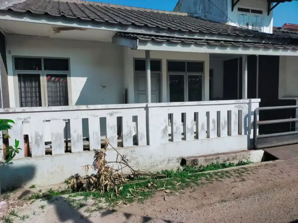 Dijual Rumah di Margahayu Raya Barat