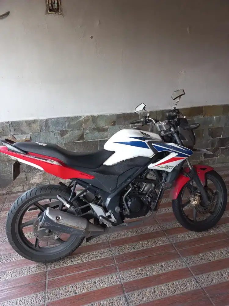 CB 150R Streetfire