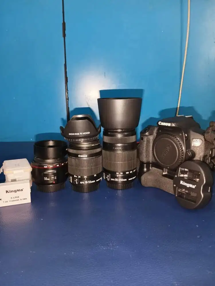 FOR SALE CANON EOS 700D