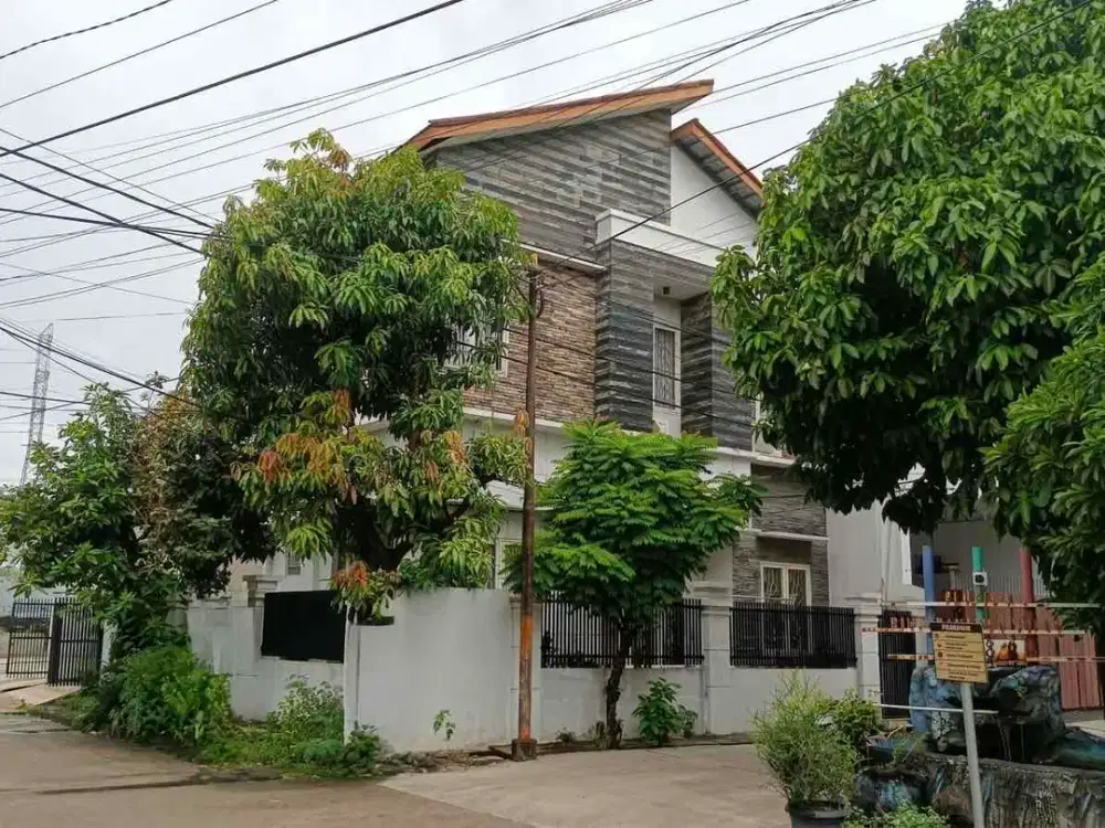 Rumah Hook LT 136 M² di Bintara Loka Indah Dekat Pondok Kopi