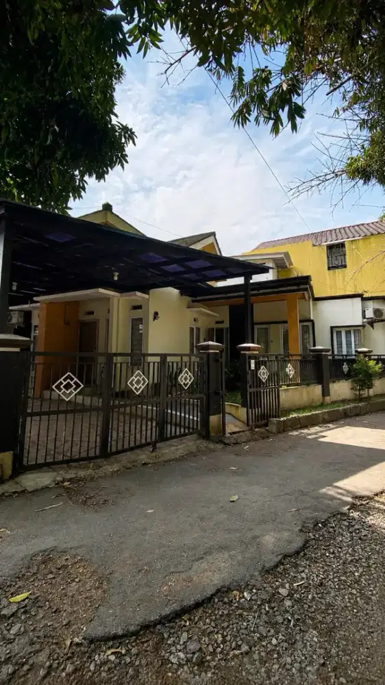Jual Rumah Kristal Garden Residence