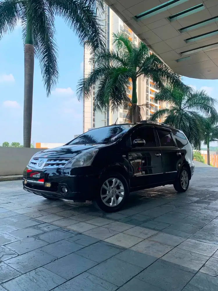 NISSAN GRAND LIVINA ULTIMATE AT 2012