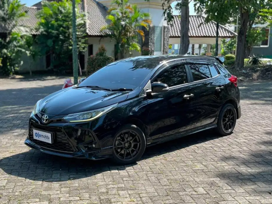 Pajak Panjang Toyota Yaris 1.5 S GR Sport Bensin-AT 2021 Hitam NFM