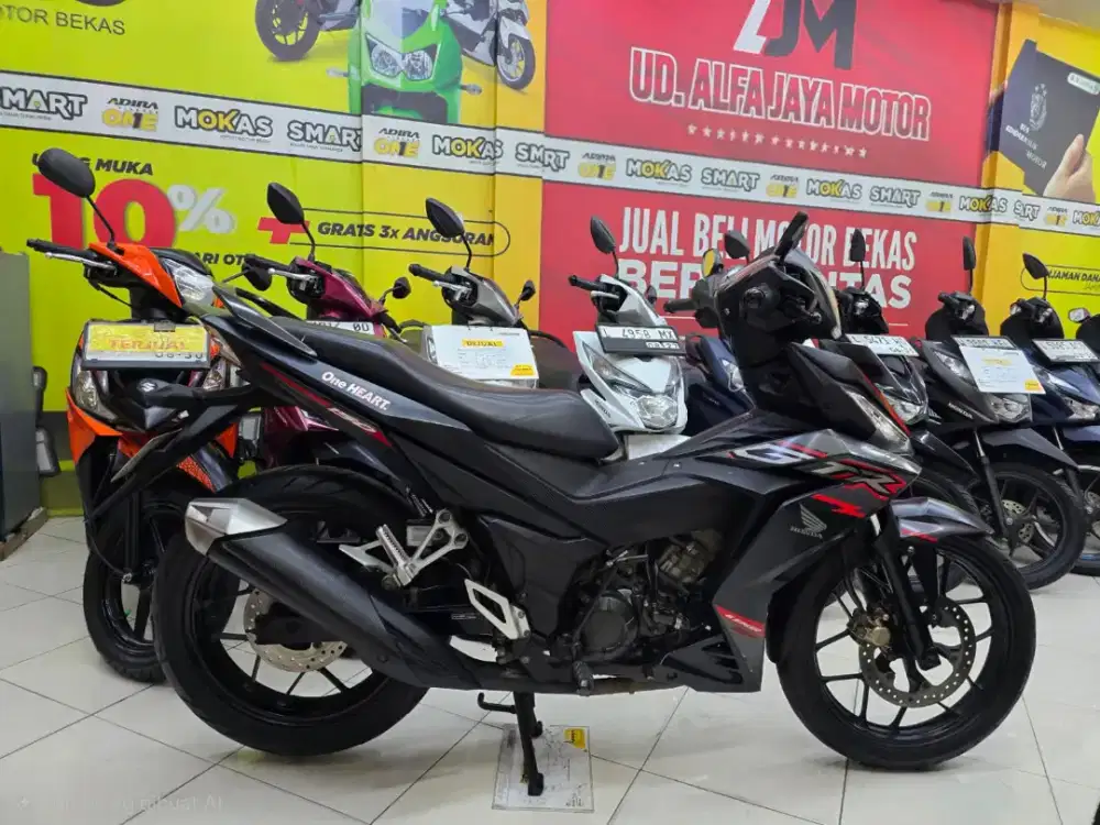 Honda Supra GTR 150 tahun 2018