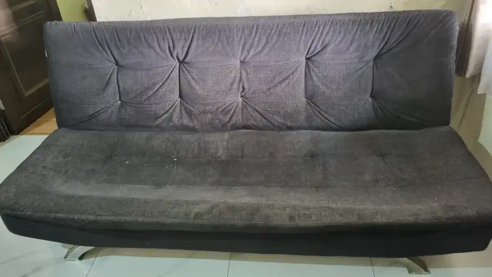 Dijual cepat sofa bed bekas