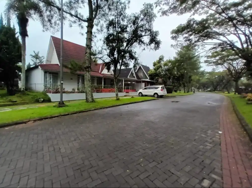 Di jual Villa Keluarga
