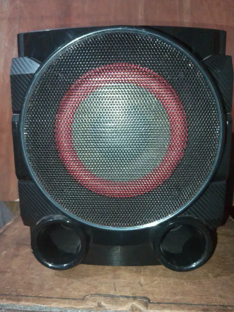 Big Box Subwoofer LG 6 in, full ori, utuh, mulus, like new