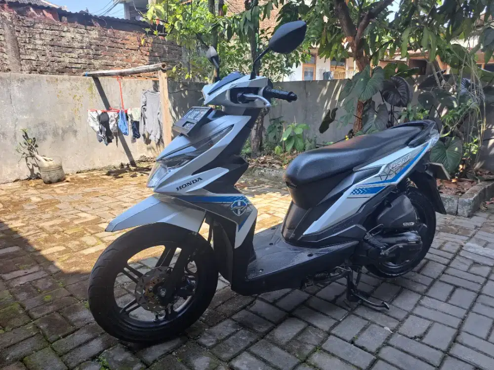 Honda beat eco 2017