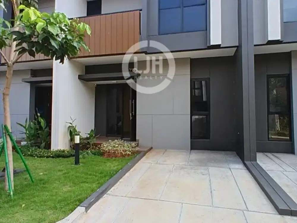 Rumah di Summarecon Crown Gading Cluster Regia Bekasi Jawa Barat