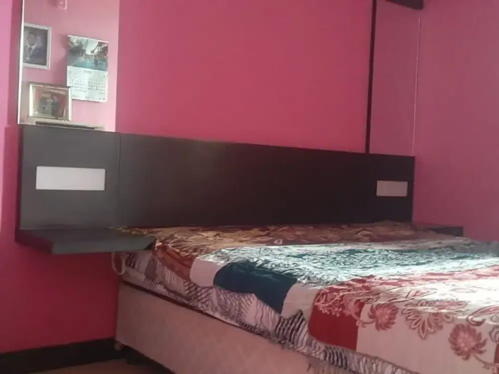 Apartment 2 BR Dian Regency , Hadap Suramadu , Semi Furnished