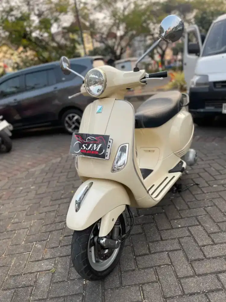 VESPA LX 150 2011 KM 14K ASLI