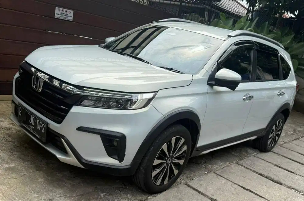 Honda BRV Prestige 2022 (NEGO) Opal White Pearl