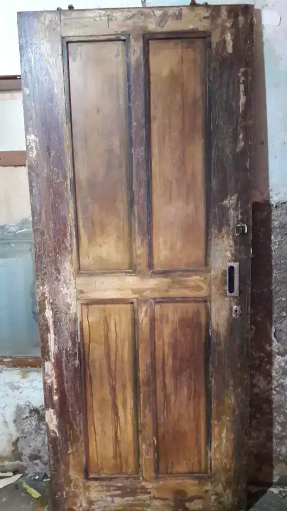 Jual pintu jati ber umur 60tn lebih