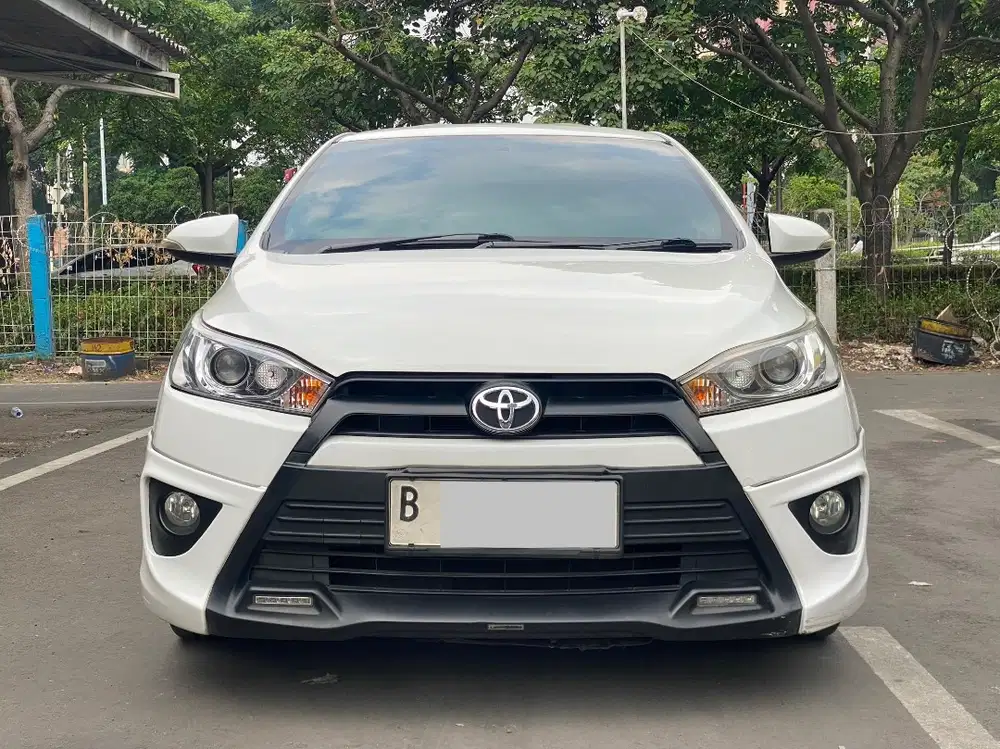 TOYOTA YARIS S TRD SPORTIVO AT 2014