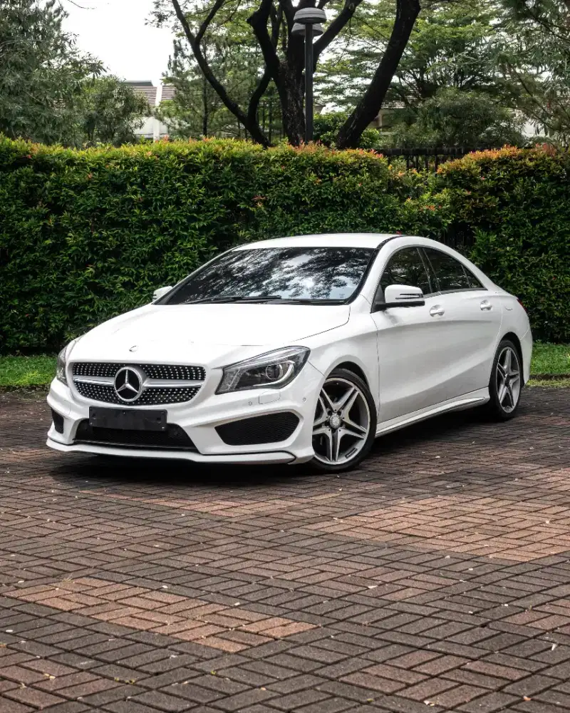 Mercedes Benz CLA200 AMG Line