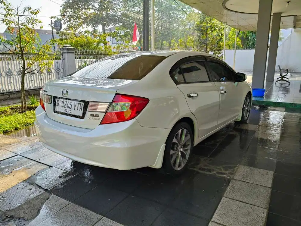 Honda Civic 2013 Bensin