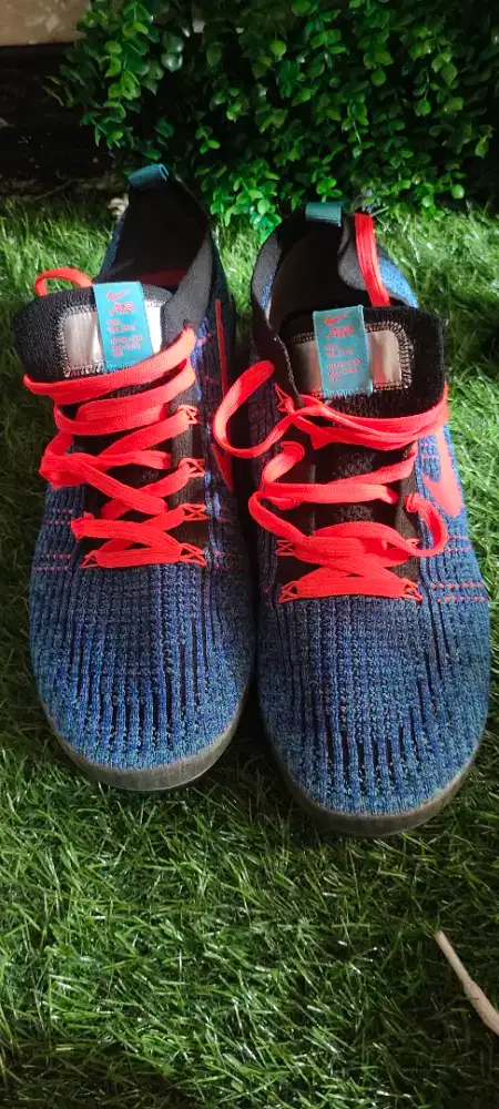 SEPATU THRIFTING IMPORT NIKE AIR VAPORMAX SIZE 42