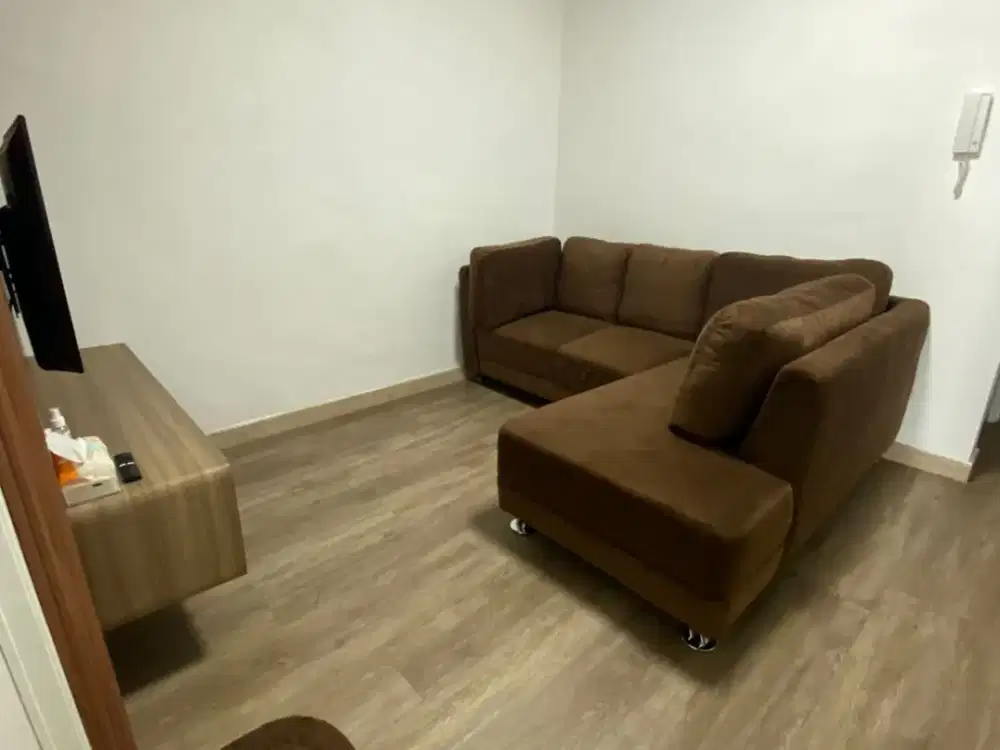 APARTEMEN PODOMORO TOWER 19 LANTAI! FULL PERABOT, TINGGAL BAWA KOPER!