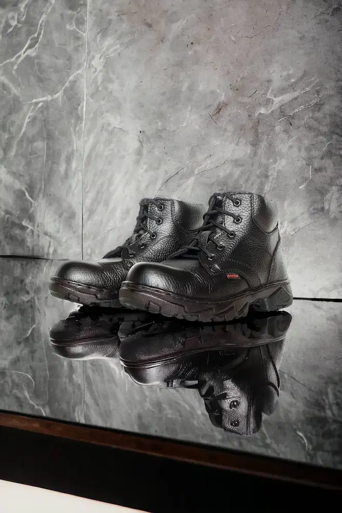 Prioritas Sepatu SNI steel toe Banyuwangi