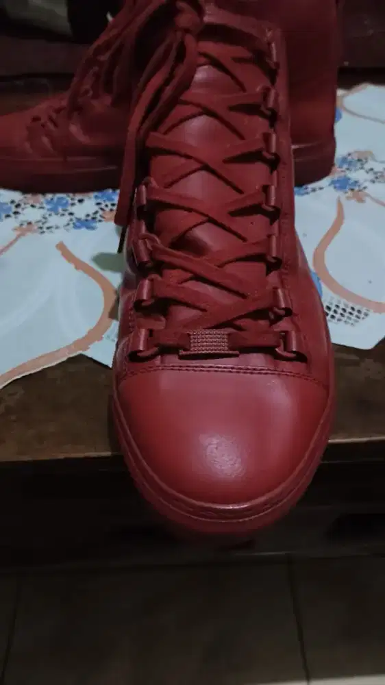Sepatu Balenciaga