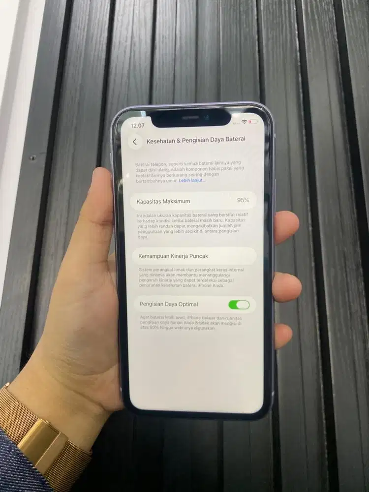 iphone 11 - 64Gb - Like New