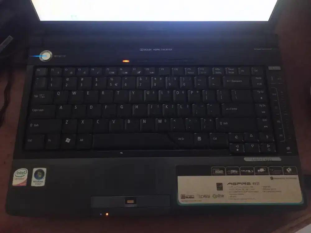 Dijual laptop Acer aspire 4935