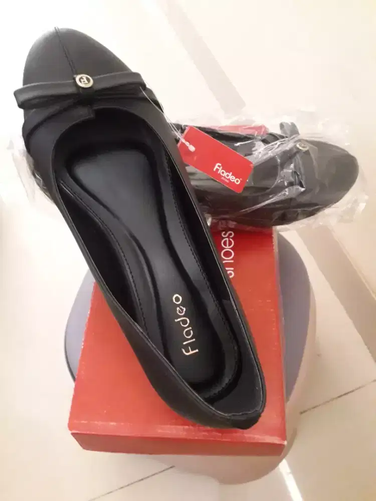 Fladeo Sepatu Pantofel Wanita Hitam