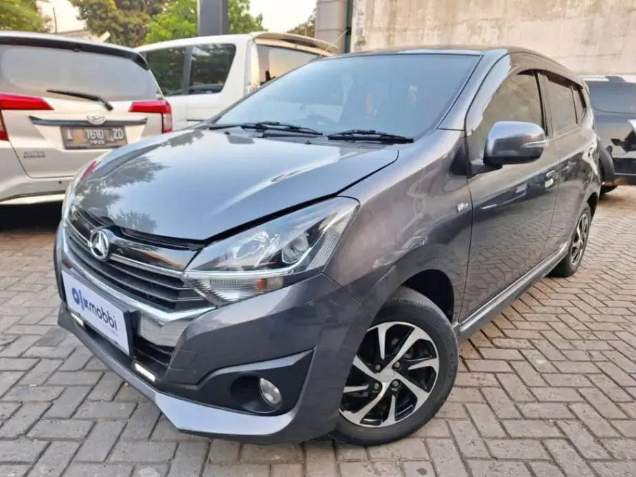 DP MURAH Daihatsu Ayla 1.2 R Bensin-AT 2018 Abu CUATD