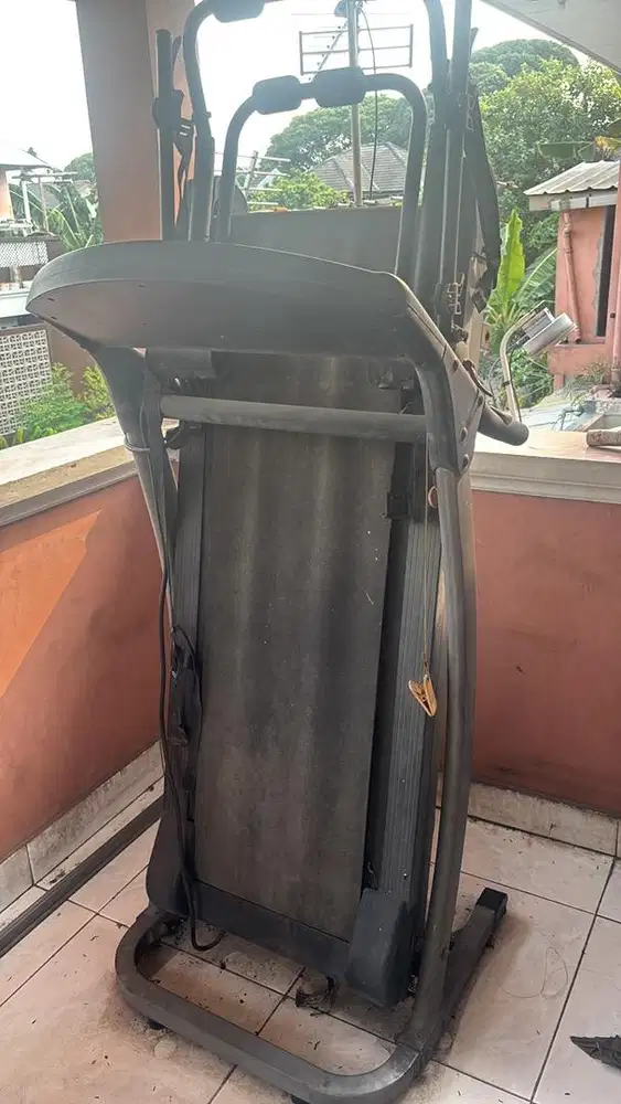 Treadmil Gym Olahraga Bekas