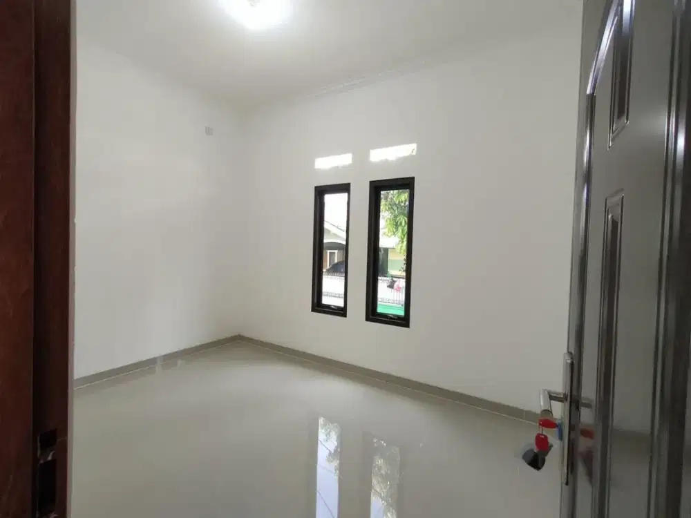 JUAL HUNIAN LT 90 MINIMALIS DI PERUMAHAN NIRWANA ESTATE CIBINONG, BOGOR - BEBAS BANJIR!