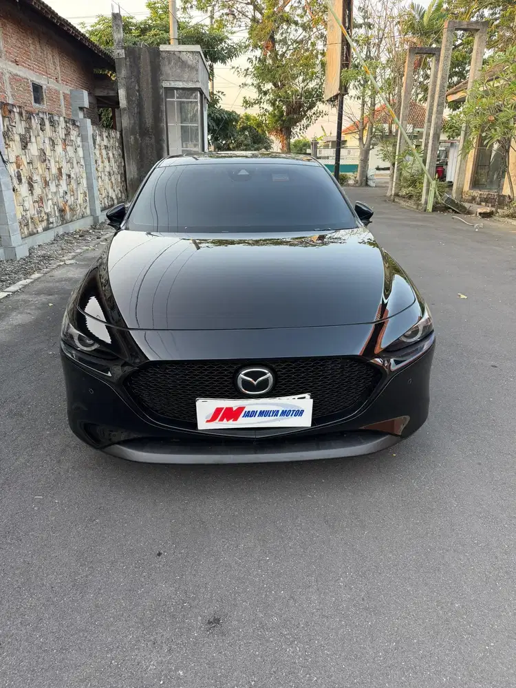Dijual Mazda 3 HB Bergaransi matic 2019