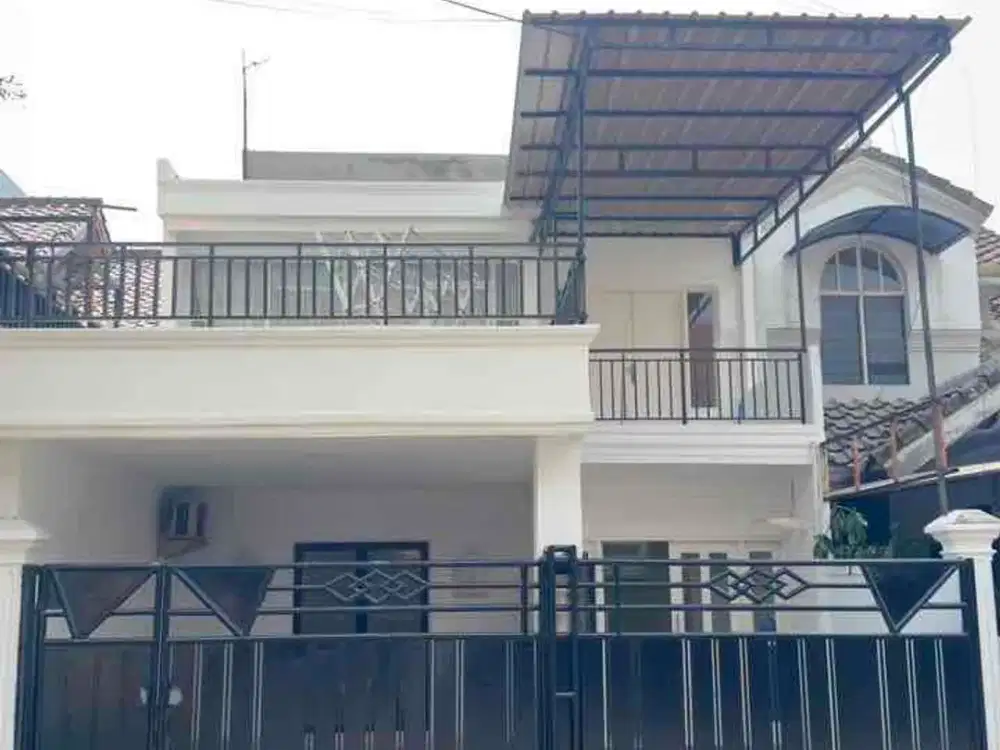 Rumah 2 Lantai di Taman Palem Lestari, Cengkareng, Jakarta Barat