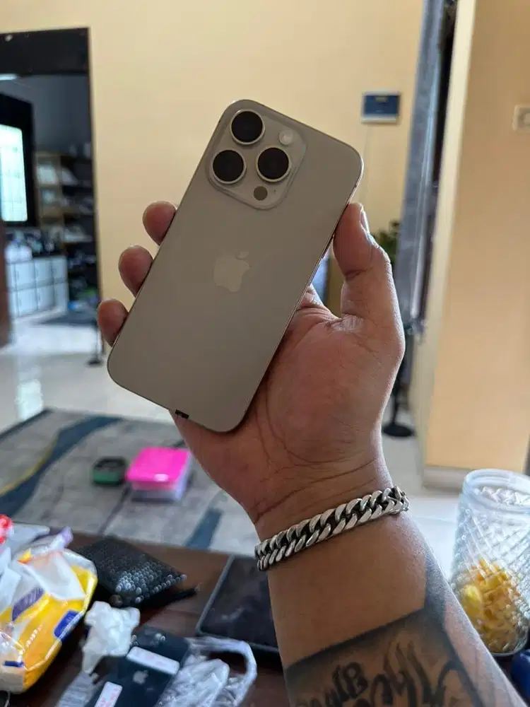 iphone 15 pro 128gb natural titanium