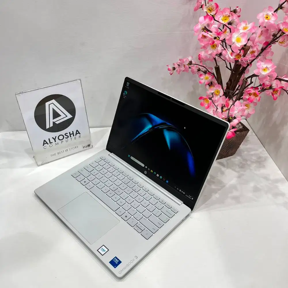 Laptop HP Omnibook 3 HU0044TU Core 3 100U 8GB SSD 512GB