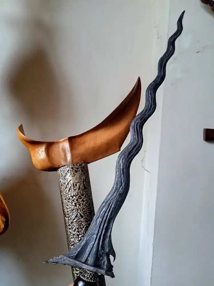 Keris sepuh Sangkelat Gonjo Kinatah pamor wengkon isen