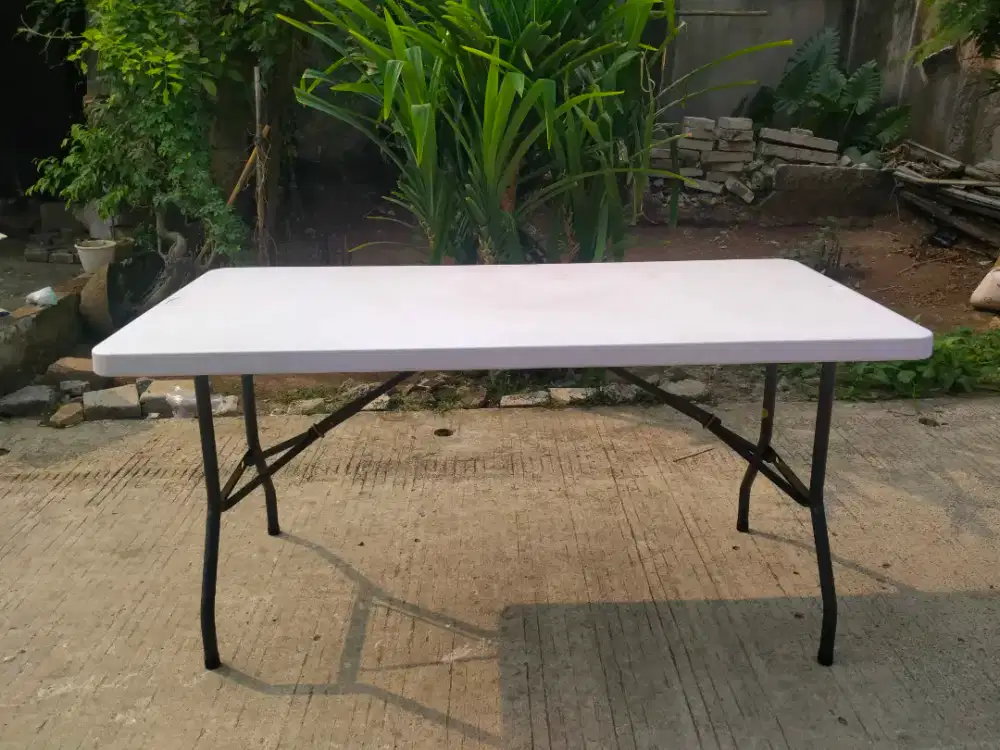 Meja Lipat Merk Krisbow