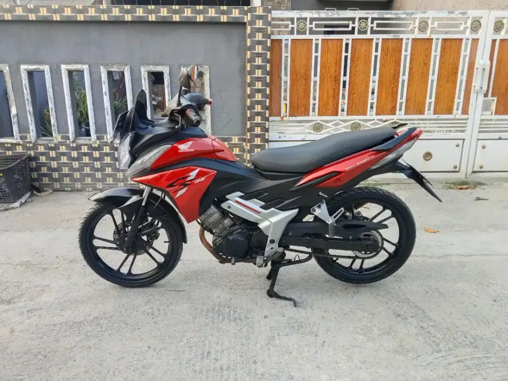 Honda CS 1 125cc thn 2011 siap pakai mesin halus