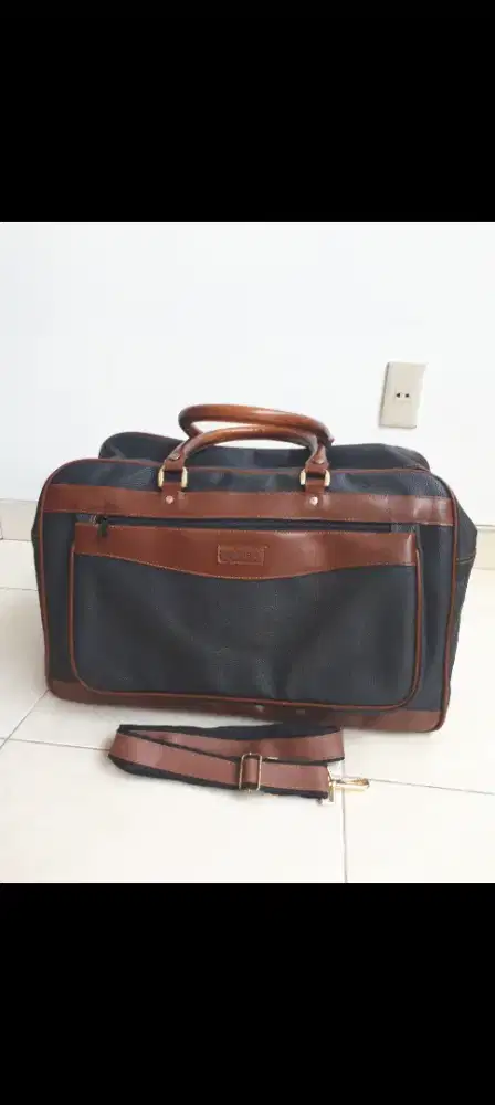 Tas travel like new