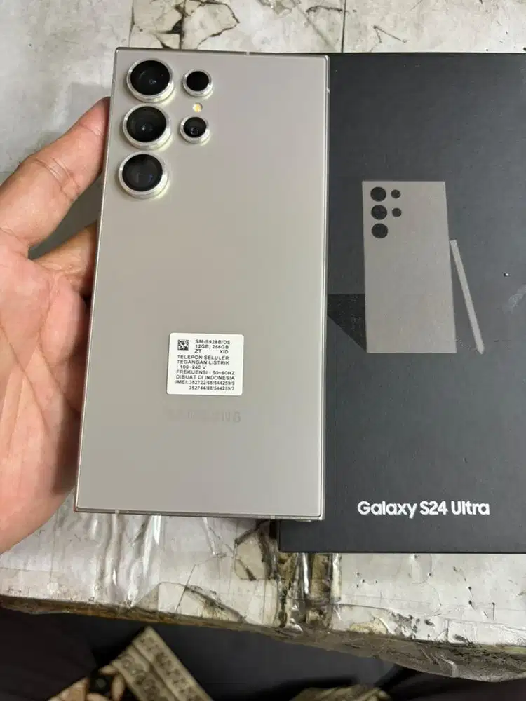 Samsung S24 ultra sein 12/256 5G resmi lngkp ori msih bgus bs Tt(nomis