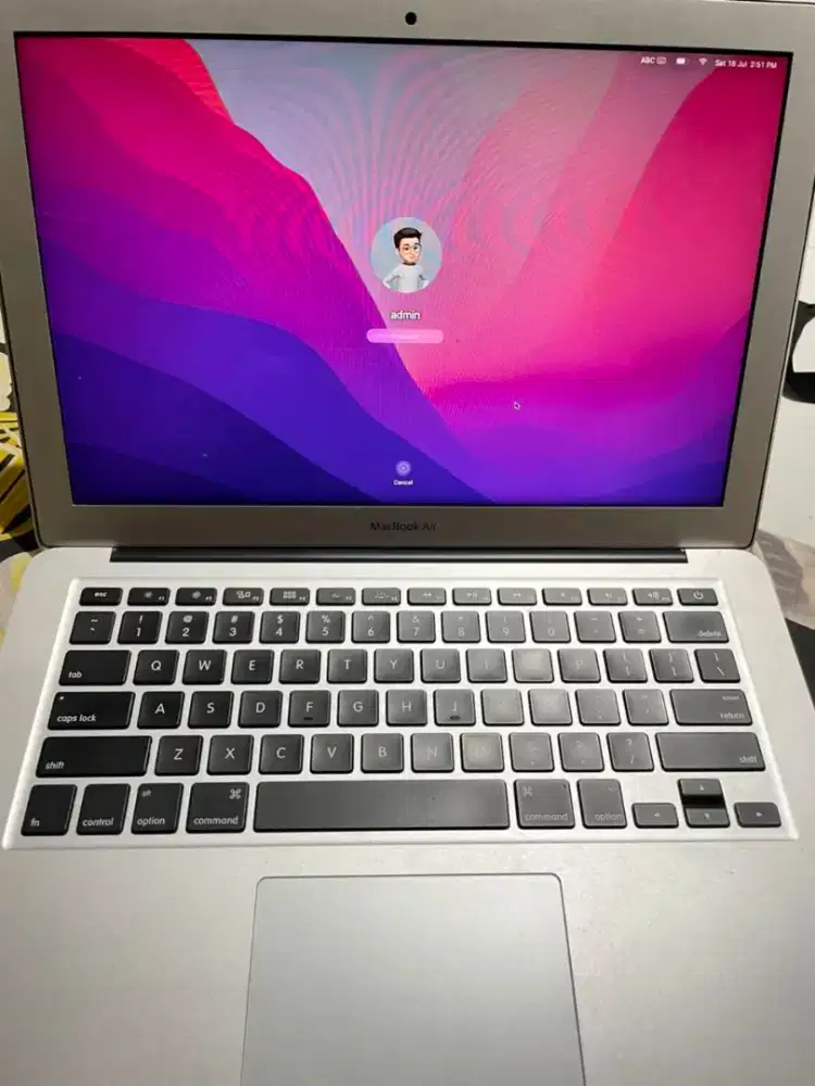 Macbook Air 2017 core i5 8/128 mulus
