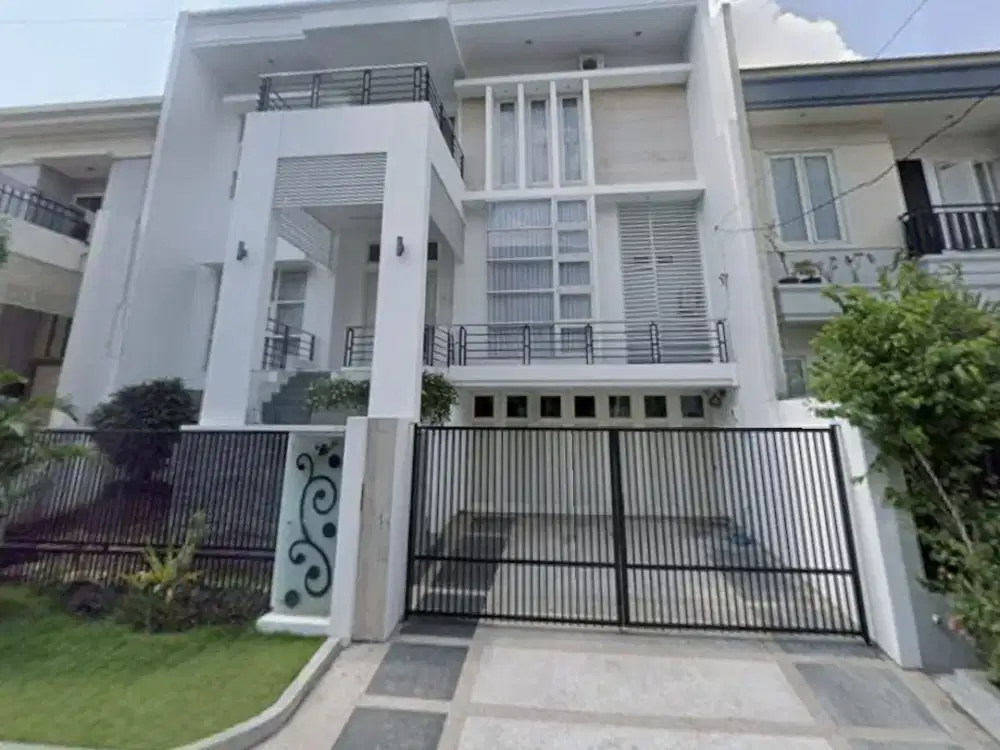 RUMAH 3 LANTAI GALAXY BUMI PERMAI SIAP HUNI Hadap Selatan ROW 3 mobil